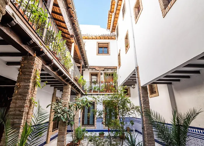 Tuguest Nazari Caldereria s - Free Parking